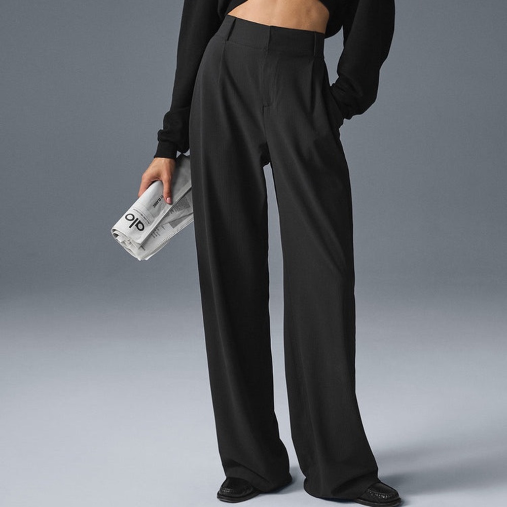 ALO Yoga Women's Black Wide High-Waist pursuit Trouser | XS